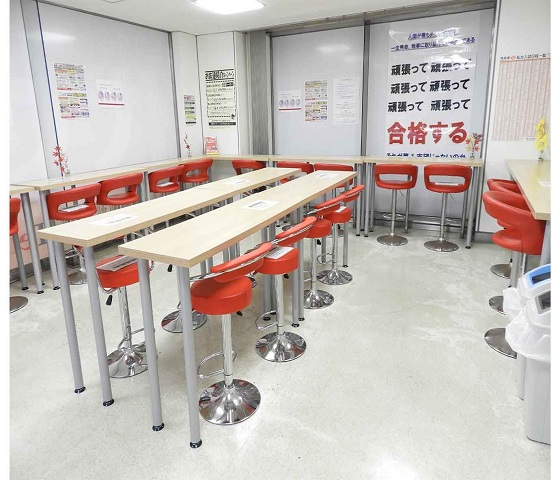 【高校1年生へ】【高校2年生へ】SN長岡校は東京大学卒業の社会人講師が3名いる塾です